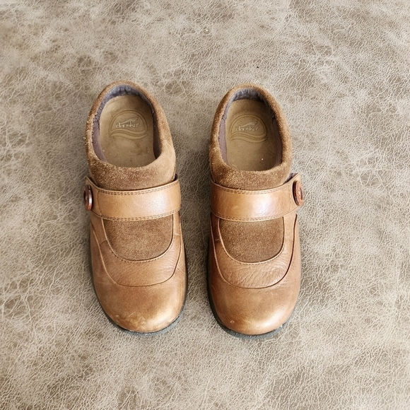 Dansko Kaya Clogs - Picture 2 of 6